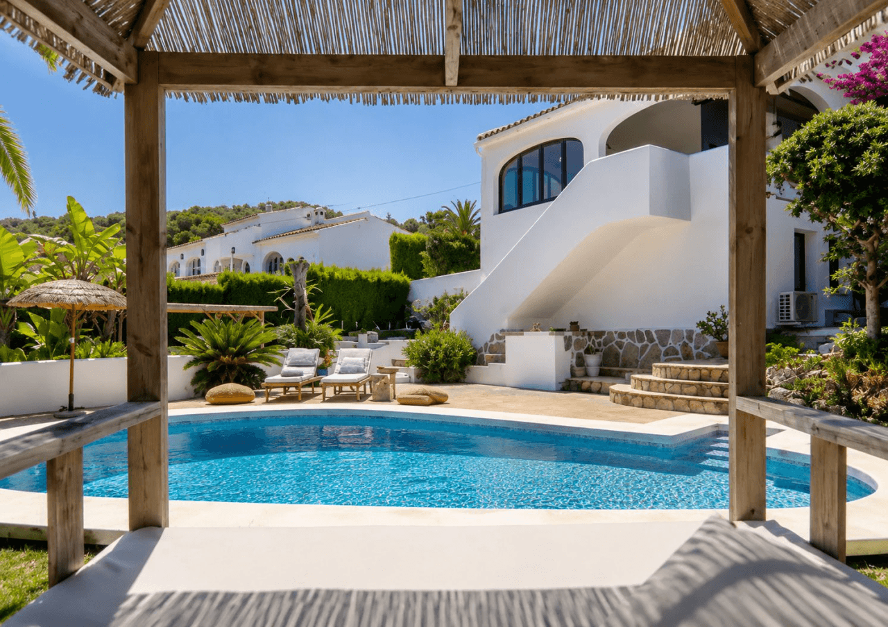 VILLA NEROLI – MEDITERRANER CHARME IN BESTLAGE VON JÁVEA